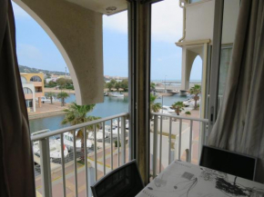 Studio r��nové avec vue marina, loggia, parking sécurisé - FR-1-472-135